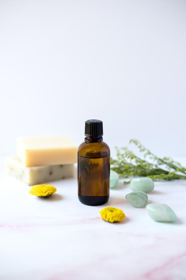 The unique properties of jojoba oil – why should you buy cosmetics with this ingredient?
