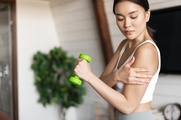 How Do Peptides Support Muscle Recovery and Growth?